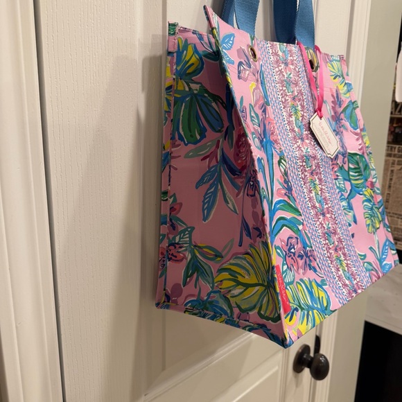 NWT Lilly Pulitzer Market Shopper in Mermaid in the Shade Purple Reusable Bag - Picture 6 of 9